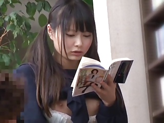 ツインテールの激カワ制服女子校生が本屋で痴漢男から中出し凌辱レ●プされるｗｗｗ